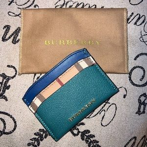 AUTHENTIC Burberry card case - with dust bag, gift bag, and tags.